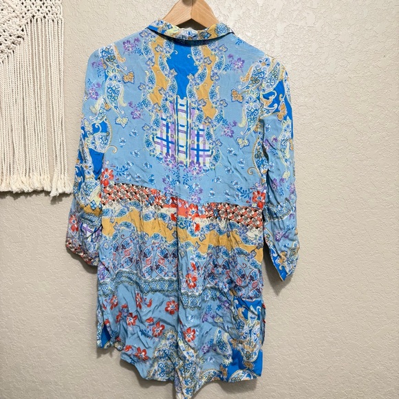 Soft Surroundings women sz M Blue and Tan Paisley Blouse tunic button down - Picture 5 of 11